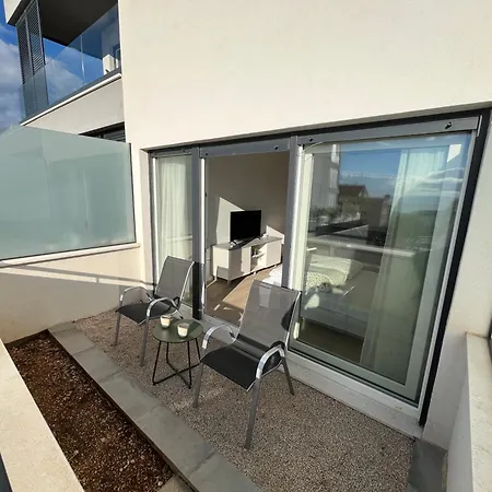 Apartment Seaside Escape