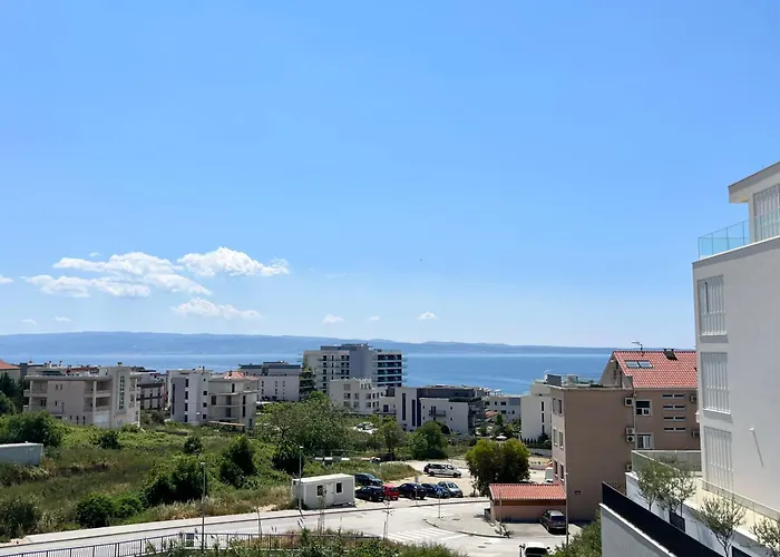 Apartment Seaside Escape Split